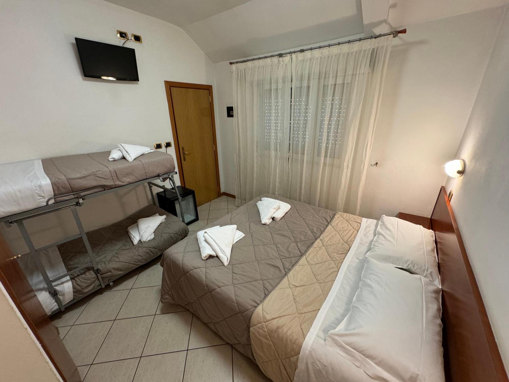 Hotel Manola Rimini Dış mekan fotoğraf